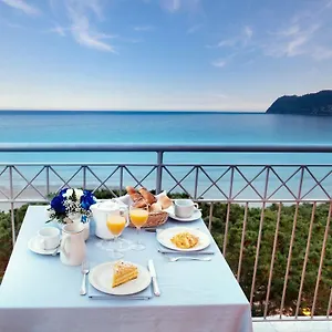 Hotel Grand